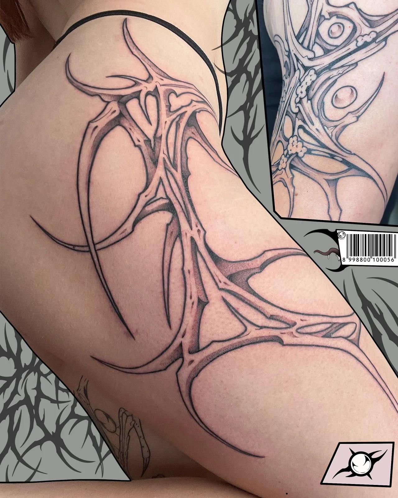 Tatuaje cybersigilism en Quito, Ecuador — SUXU Tattoo